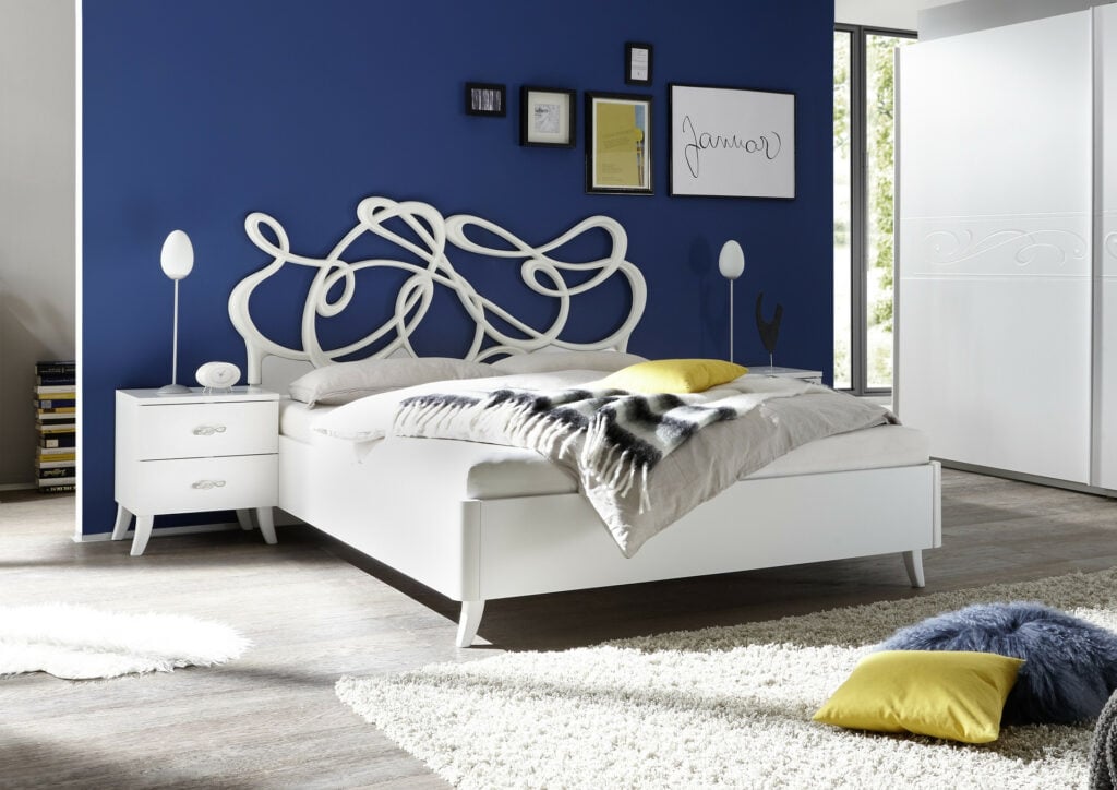 Elisir modern upholstered Italian bed in various sizes