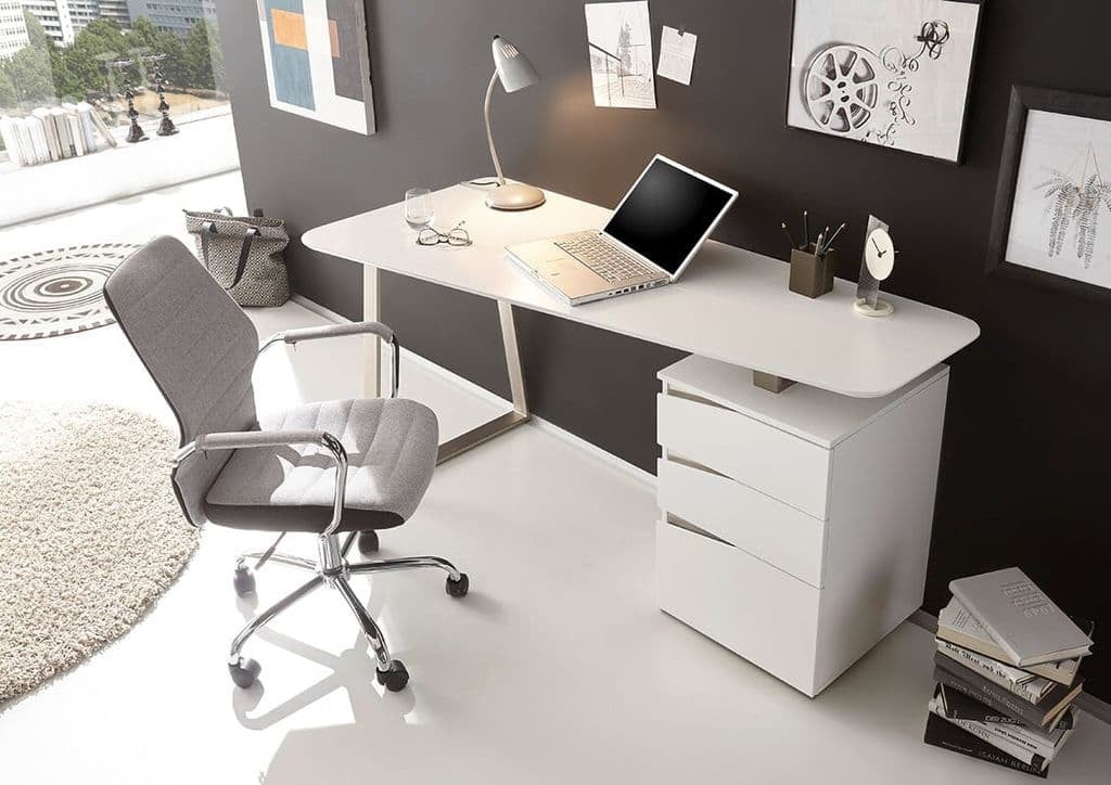 Tori office desk in white matt lacquer finish