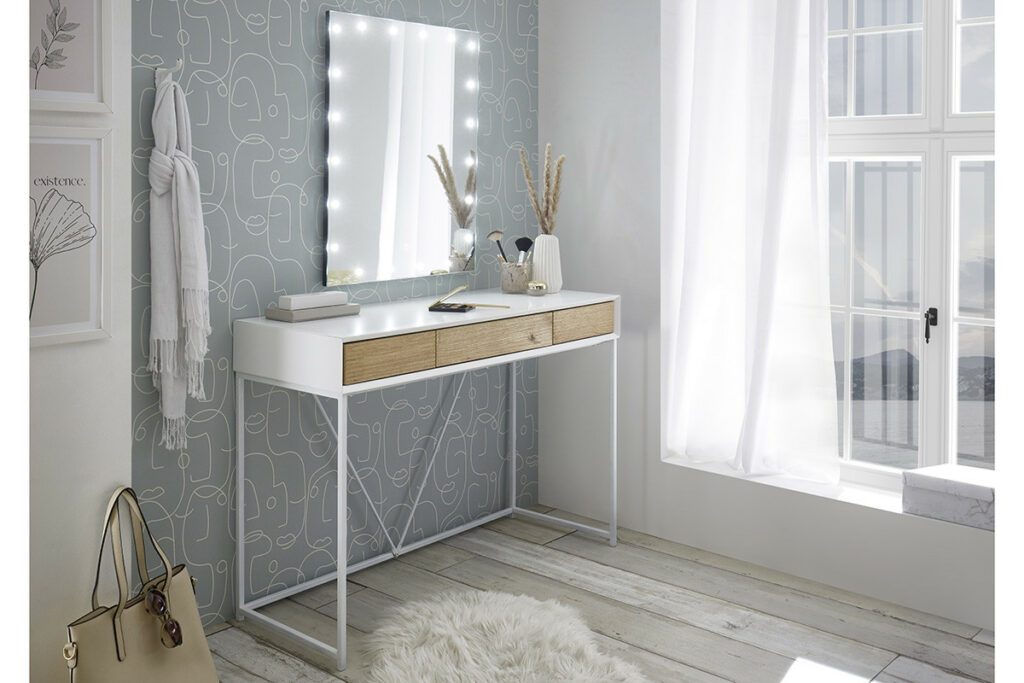 Rika Dressing Table in White with Oak Drawers